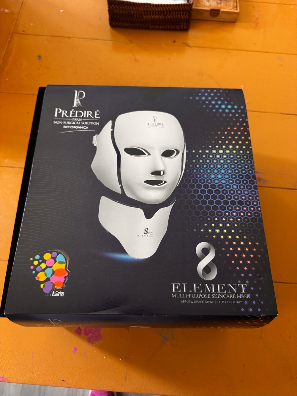 Prédiré 8 Element White LED Multi-Purpose Women's Skincare Mask
